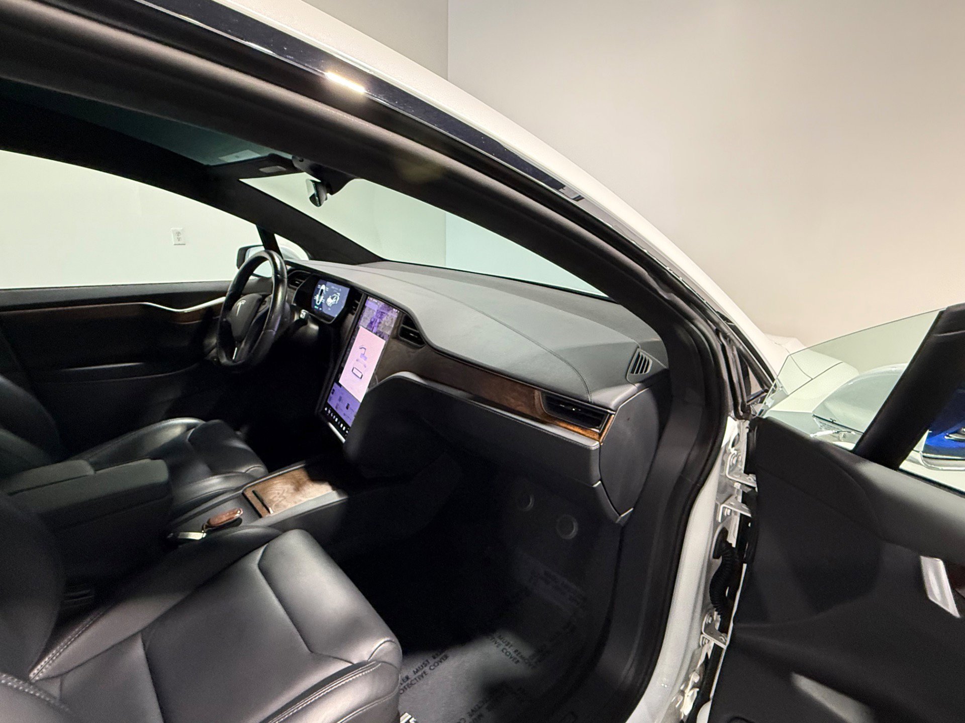 Used 2019 Tesla Model X Long Range image 38