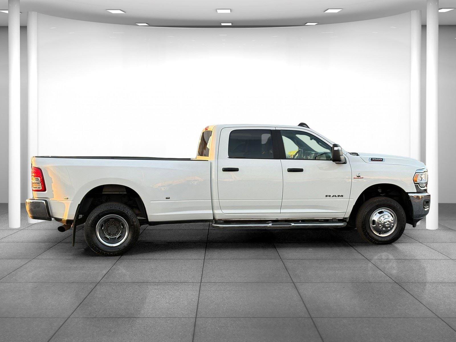 Used 2024 RAM 3500 Big Horn image 8