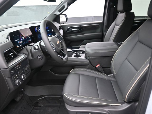 New 2026 Chevrolet Suburban Premier image 8
