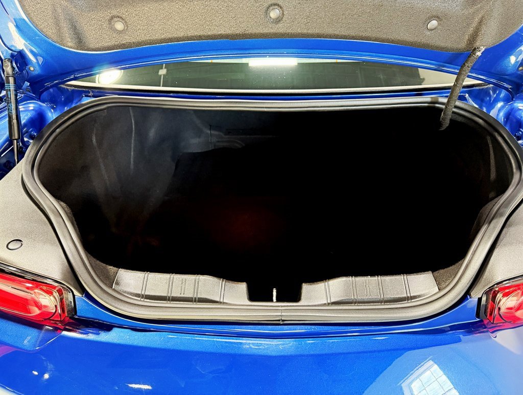 Used 2020 Chevrolet Camaro SS image 37