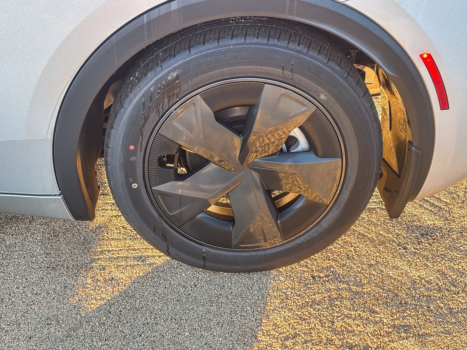 New 2026 Toyota Prius Plug-In Hybrid image 12