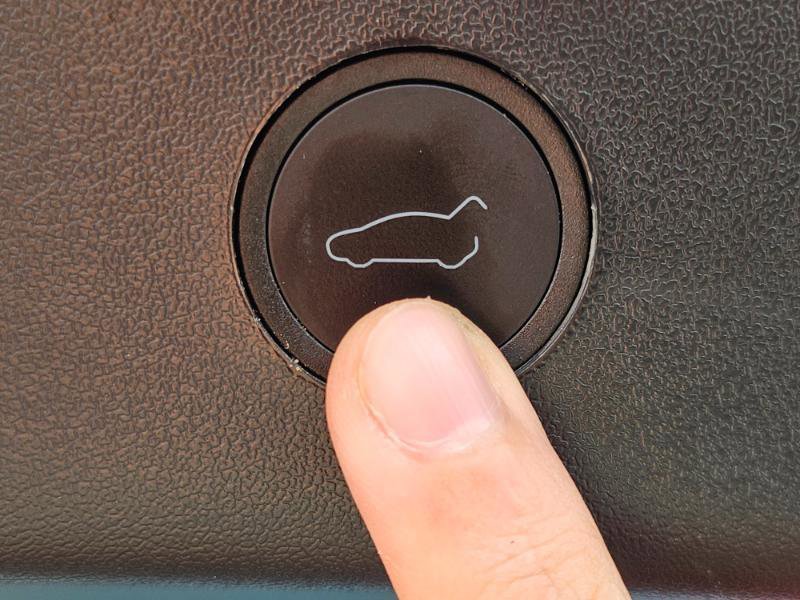 Used 2023 Tesla Model 3 Standard Range RWD image 65
