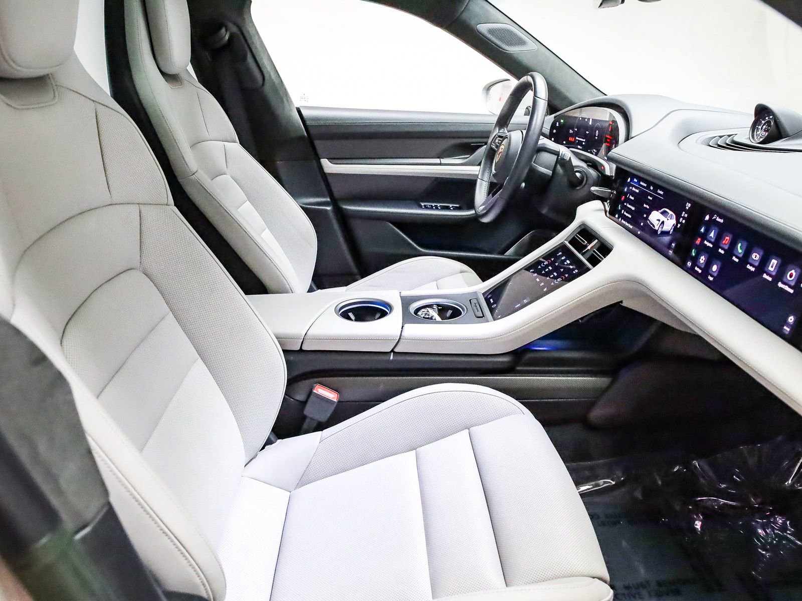 Certified 2023 Porsche Taycan Turbo S AWD/4WD image 19