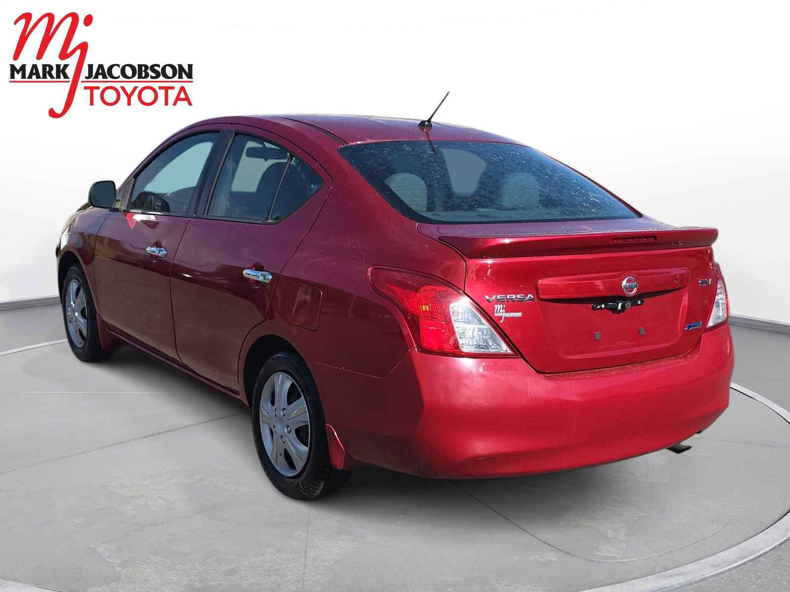 Used 2014 Nissan Versa SV image 10