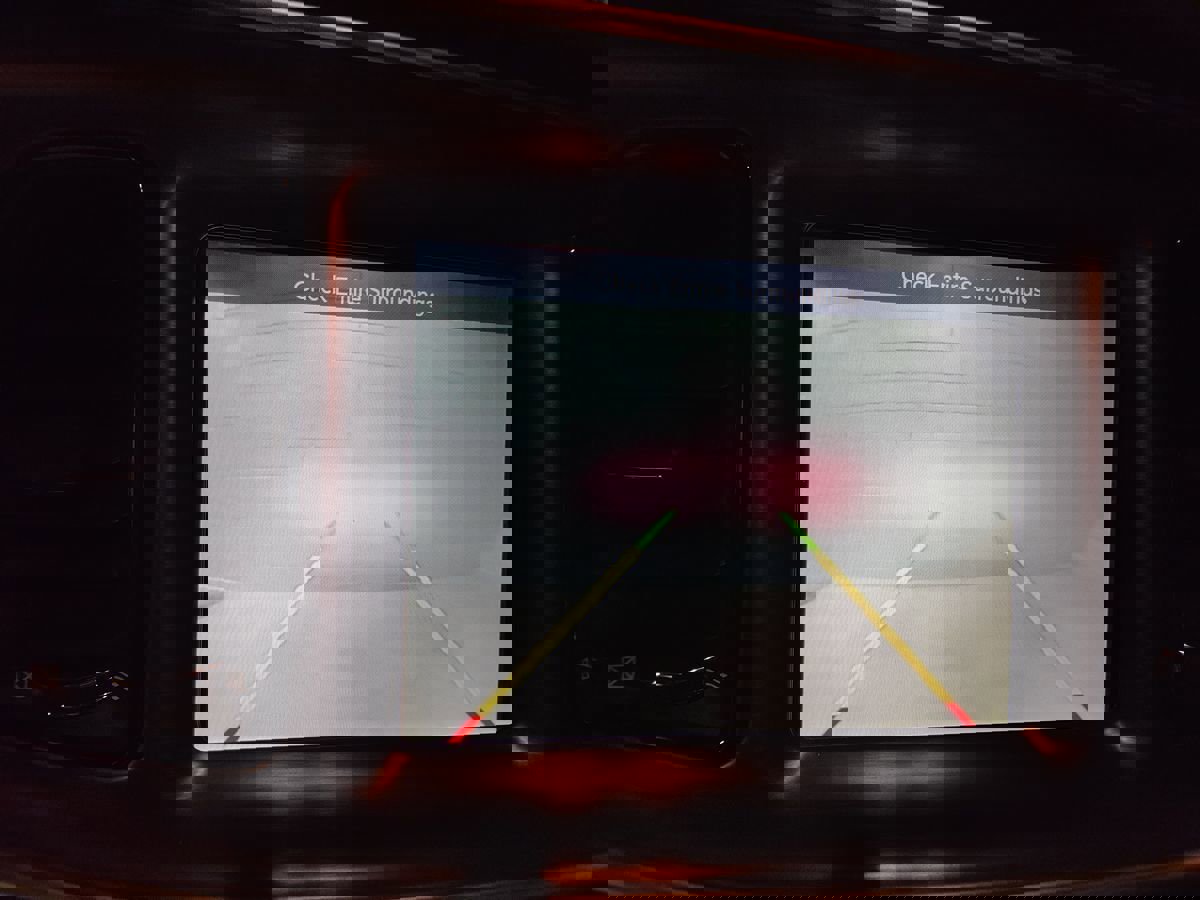 Used 2015 Dodge Challenger R/T Plus image 34