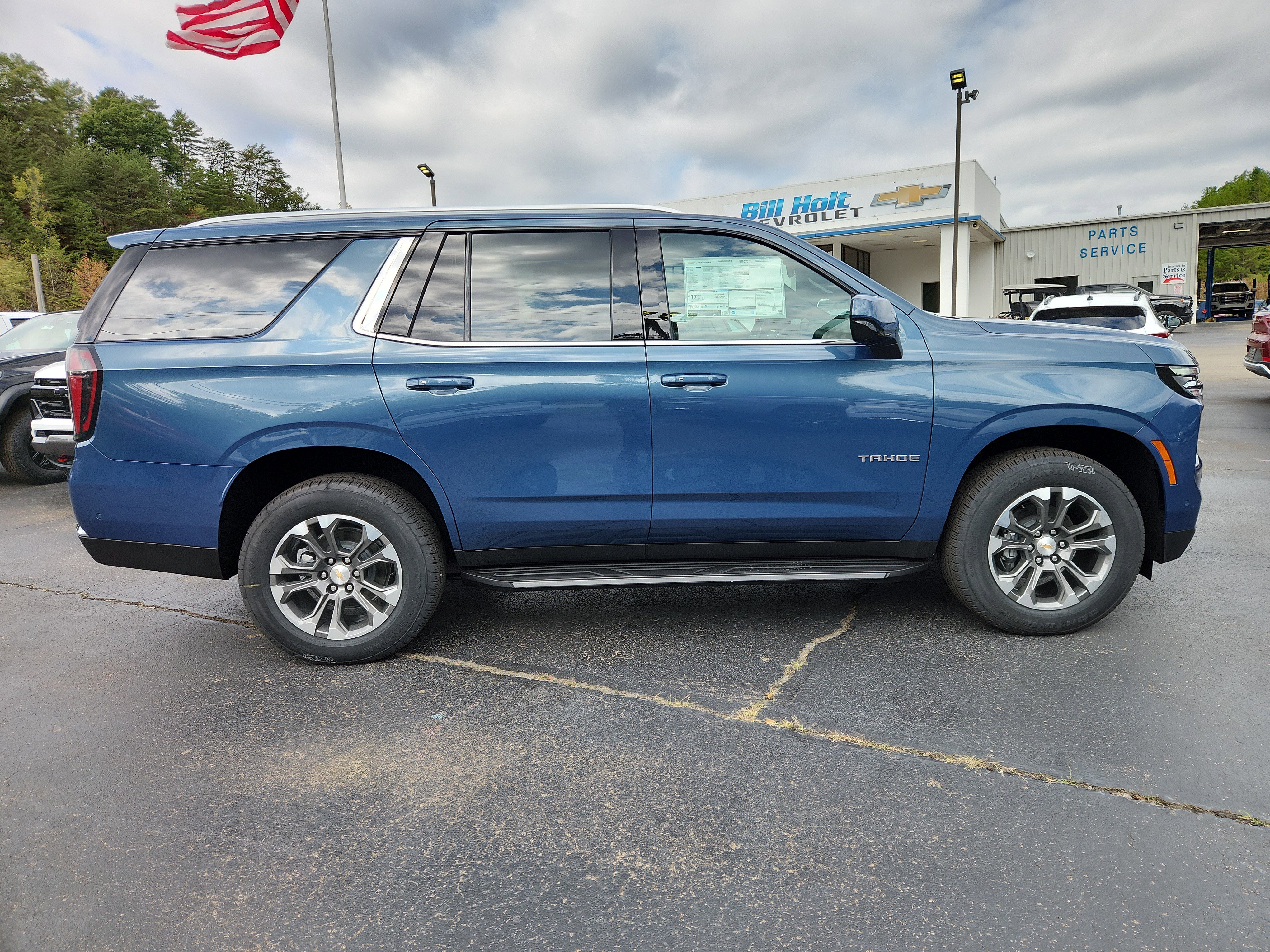New 2026 Chevrolet Tahoe LS image 2