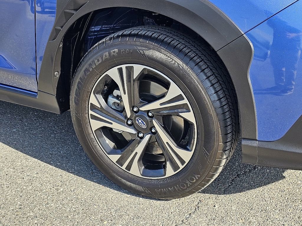 Certified 2025 Subaru Crosstrek 2.0i Premium AWD/4WD image 9