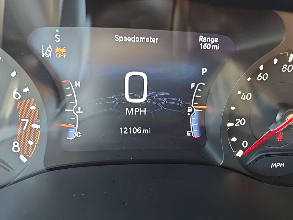 Used 2025 Jeep Compass Limited AWD/4WD image 16