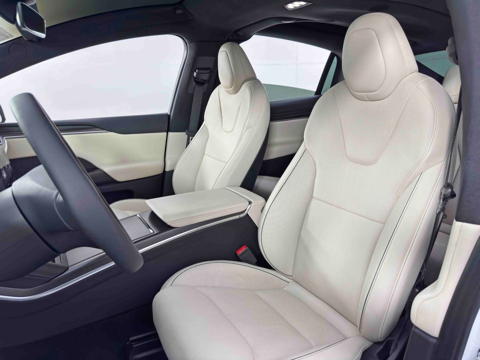 Used 2022 Tesla Model X Plaid image 42