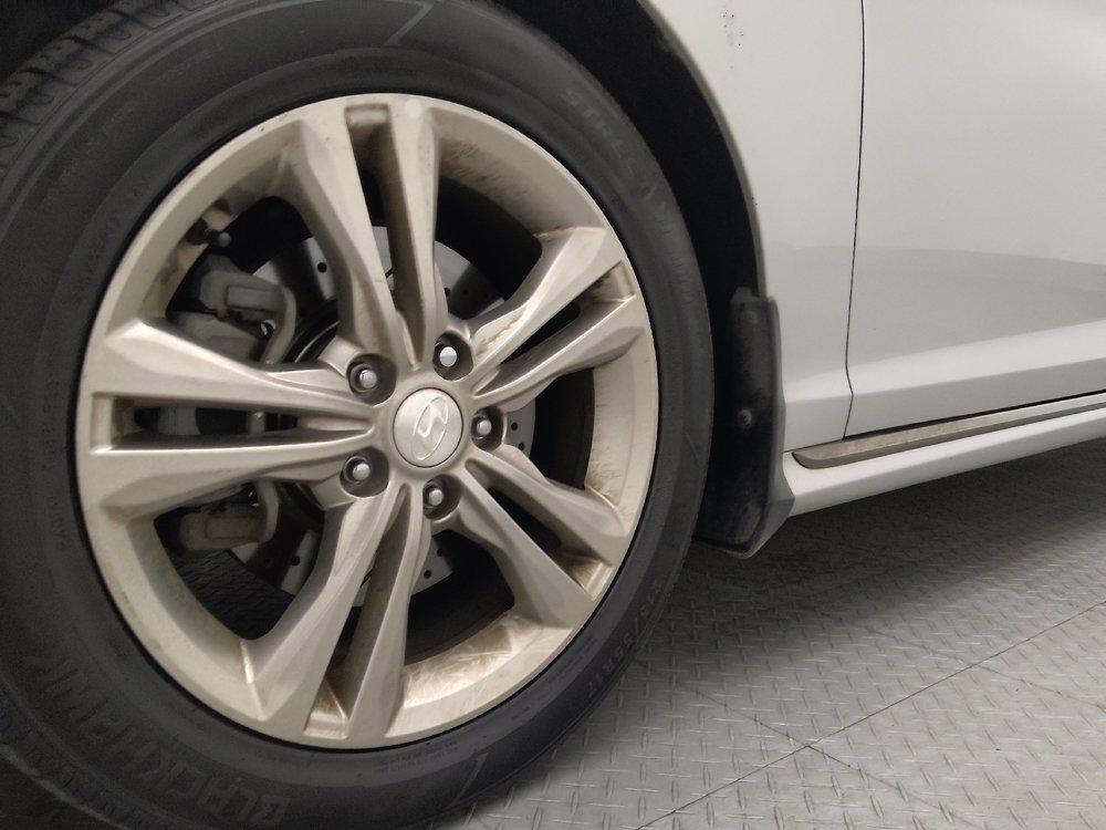 Used 2019 Hyundai Sonata Sport w/ Tech Package 03 FWD image 31