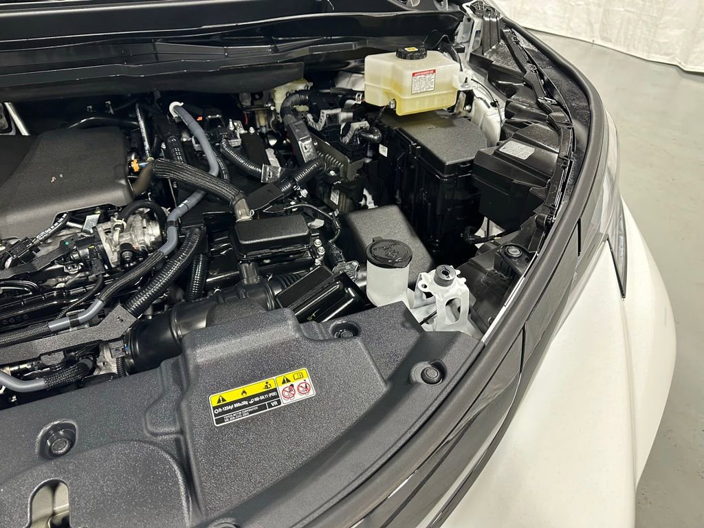 Used 2025 Toyota Sienna XSE image 73
