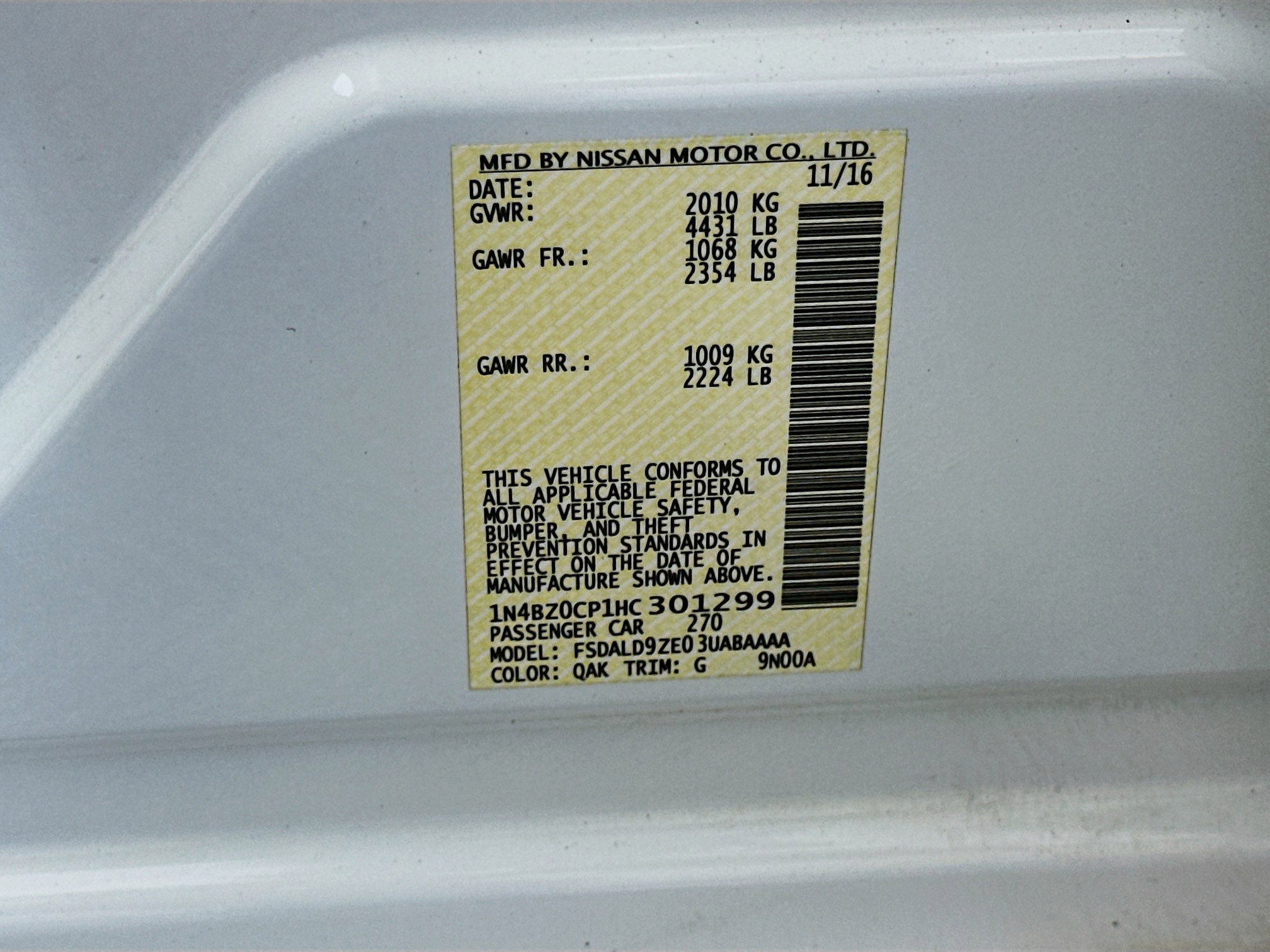 Used 2017 Nissan Leaf SV w/ Premium Package image 12