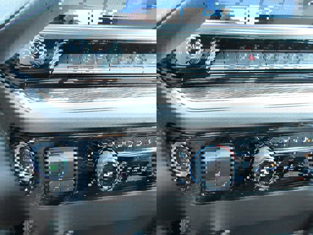 New 2026 Chevrolet Silverado 2500 LT w/ True North Edition image 33