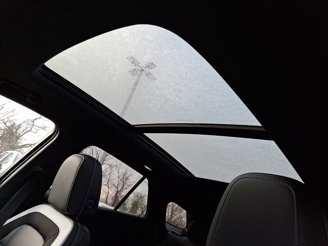 New 2026 Chevrolet Blazer EV LT image 10