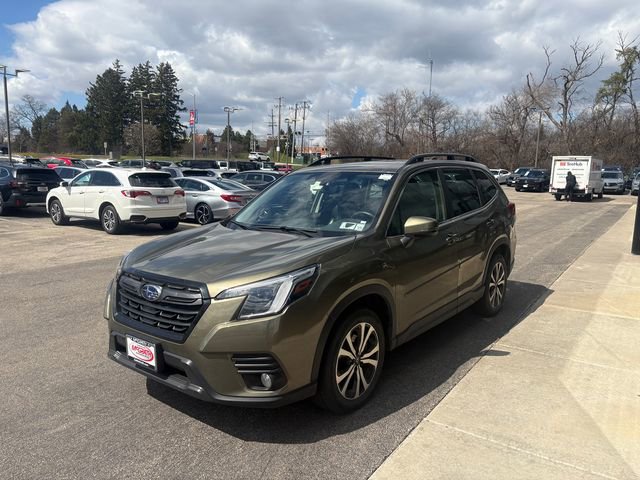 Used 2023 Subaru Forester Limited AWD/4WD image 4