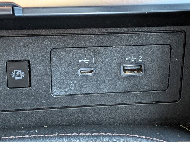 Certified 2023 Nissan Armada Platinum w/ Captain's Chairs Package image 24