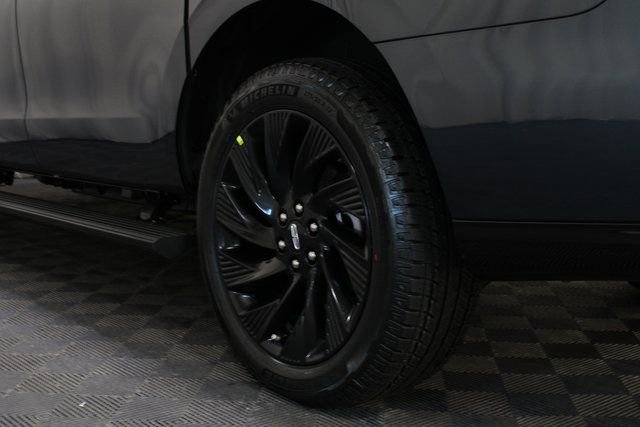 New 2026 Lincoln Navigator L Reserve w/ Jet Appearance Package image 62