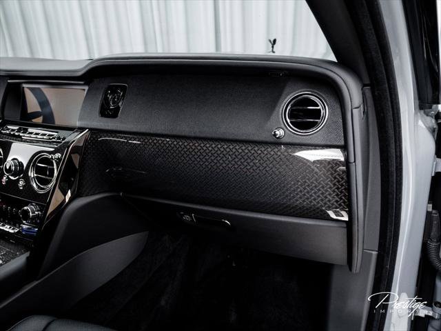Used 2024 Rolls-Royce Cullinan Black Badge AWD/4WD image 47