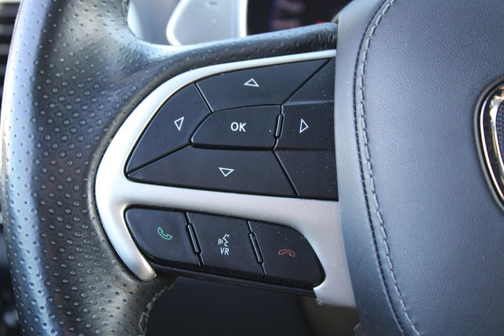 Used 2018 Jeep Grand Cherokee Trackhawk image 29