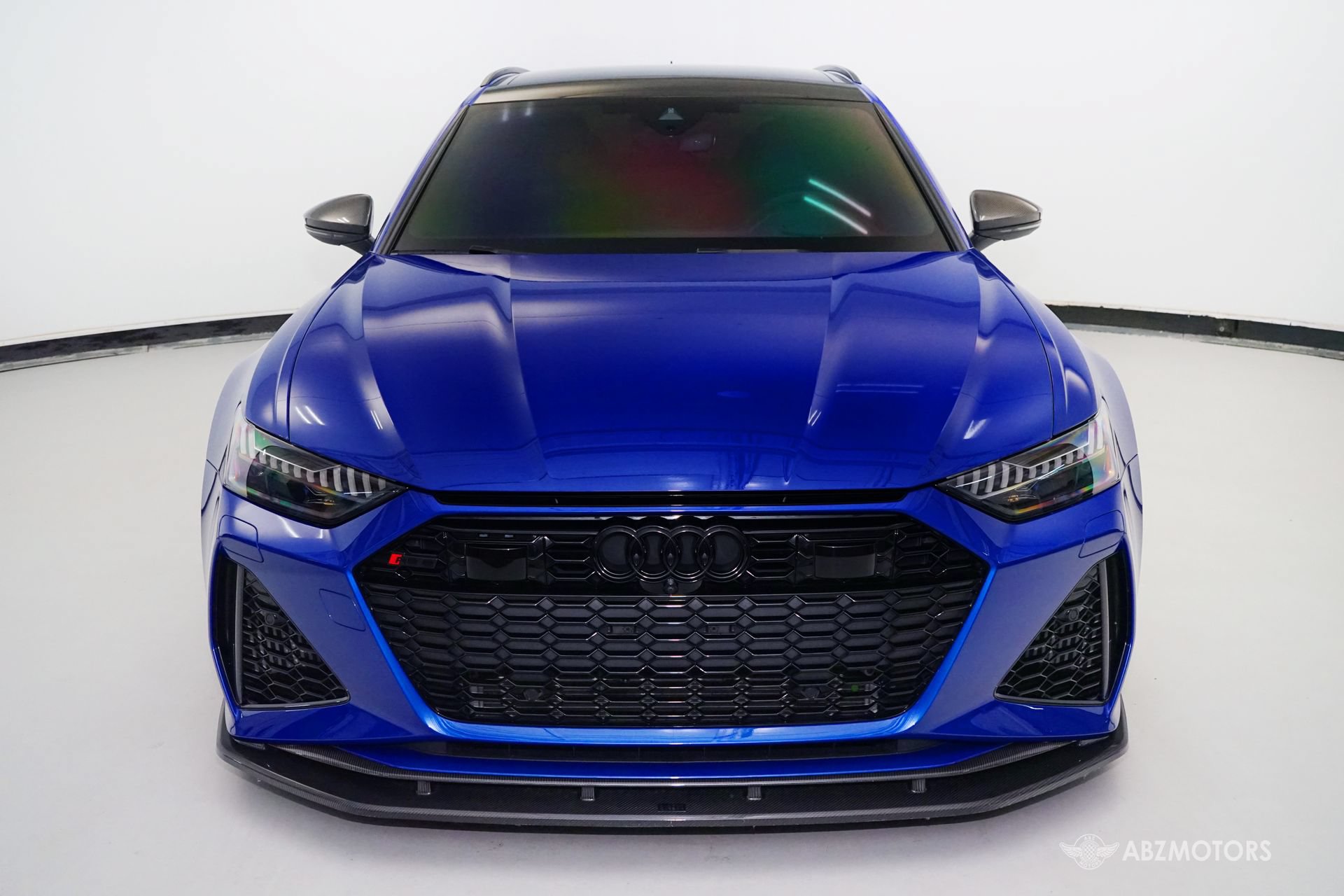 Used 2022 Audi RS 6 AWD/4WD image 3