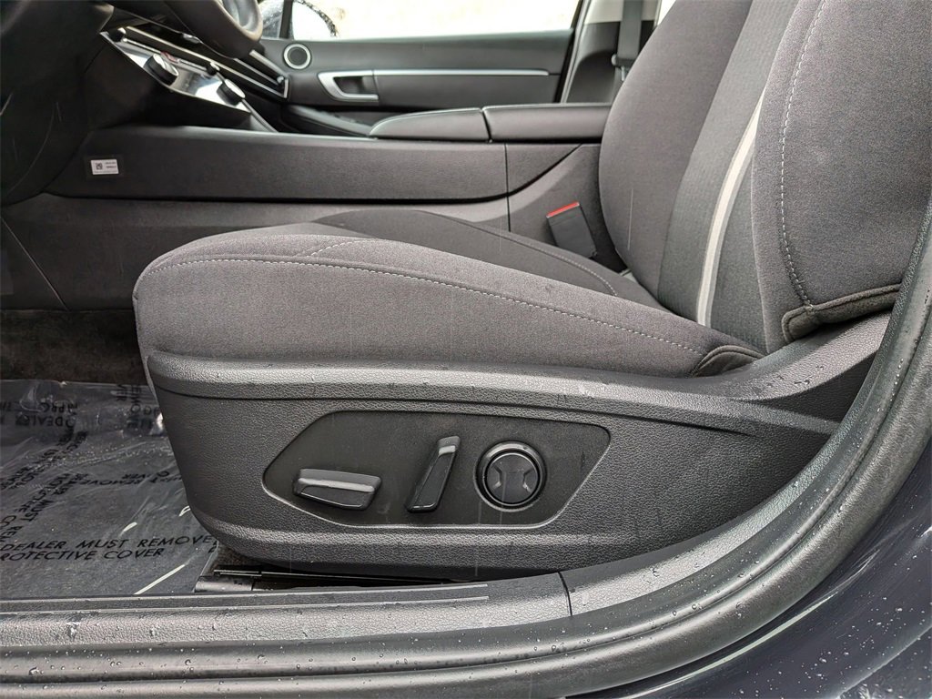 Used 2025 Hyundai Sonata SEL image 16
