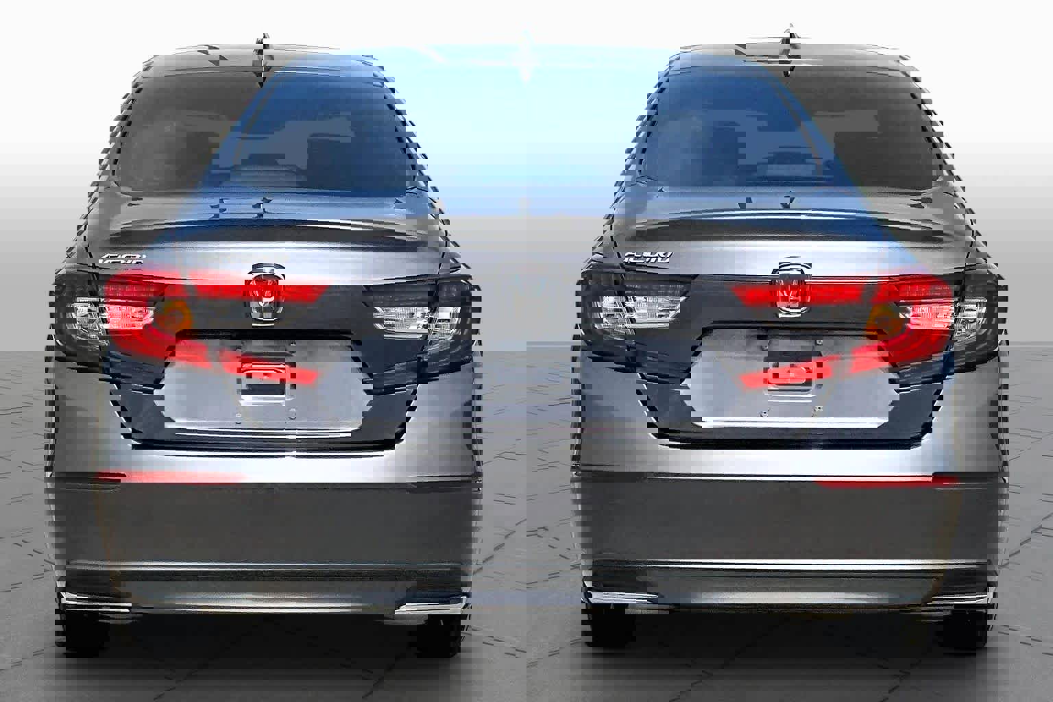 Used 2019 Honda Accord EX image 5