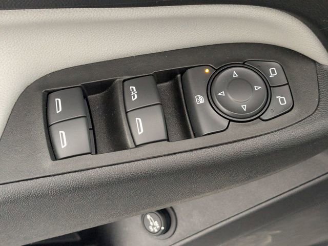 Used 2023 Chevrolet Equinox LT w/ Driver Convenience Package image 12