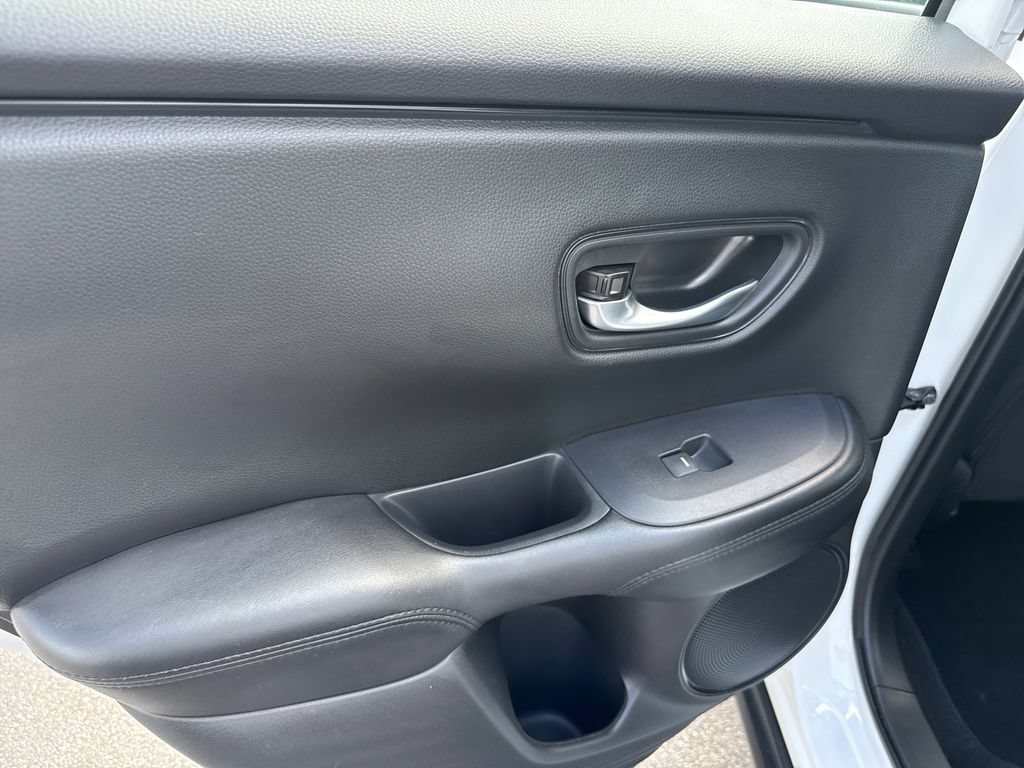 Certified 2025 Honda HR-V LX image 16