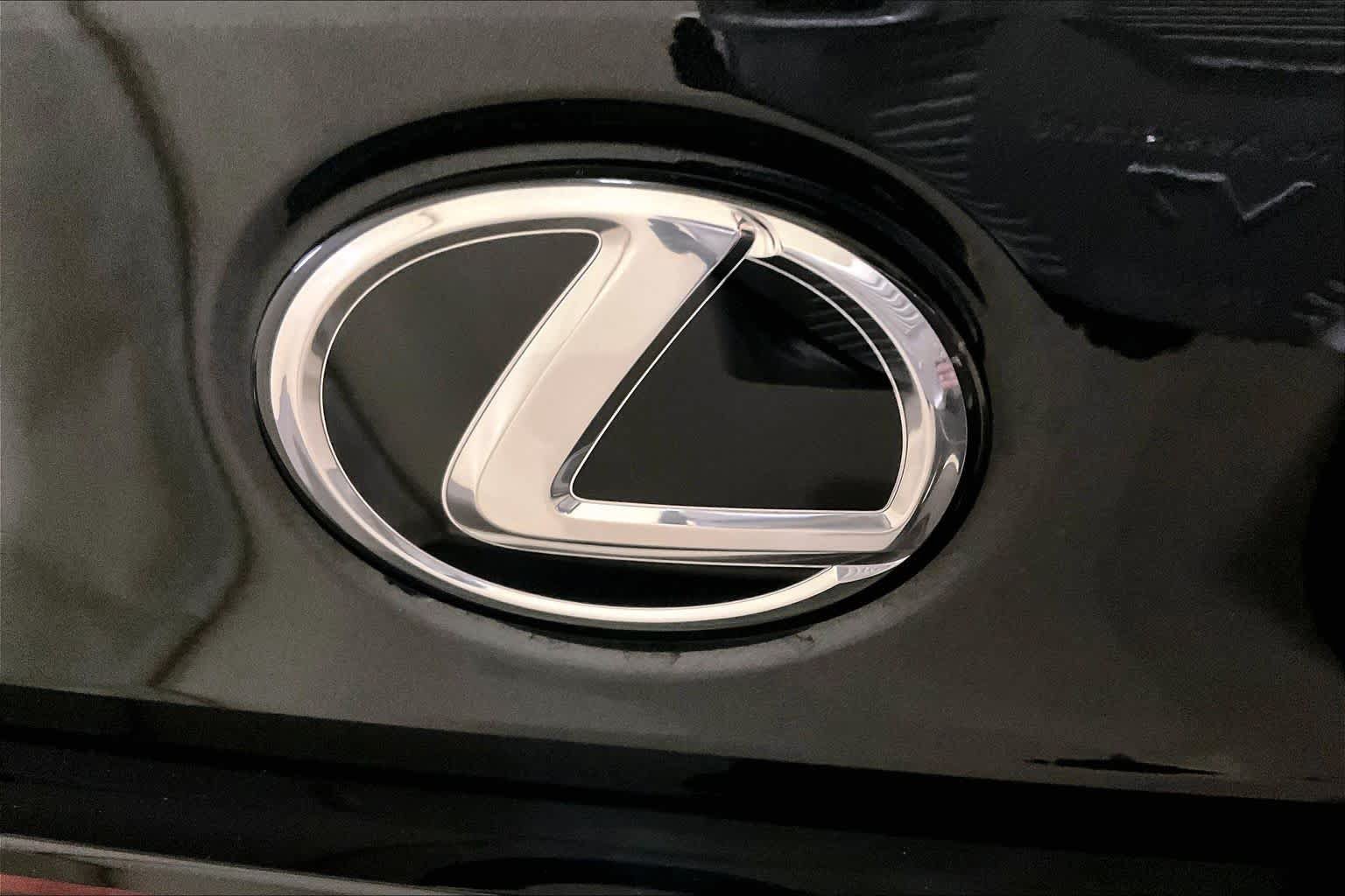 Used 2023 Lexus IS 350 F Sport w/ Memory Package AWD/4WD image 32