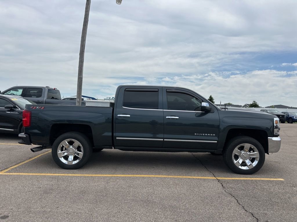 Used 2018 Chevrolet Silverado 1500 LTZ w/ Sport Package AWD/4WD image 6