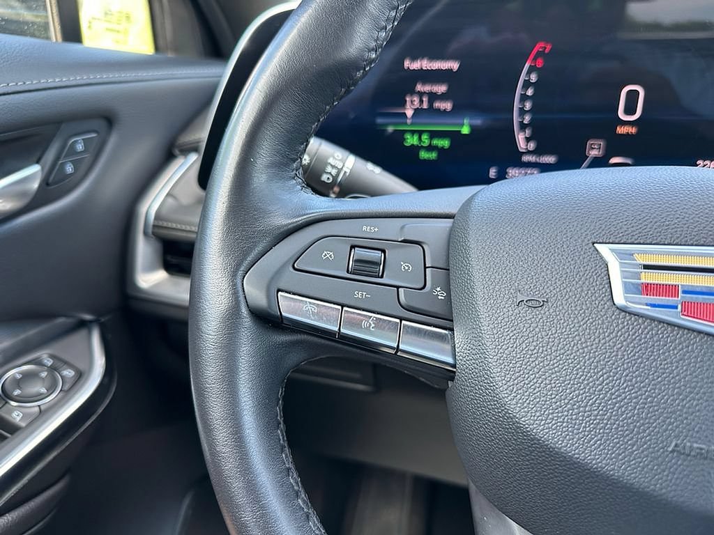 Used 2024 Cadillac XT4 Premium Luxury FWD image 24