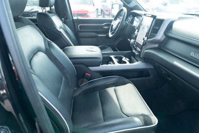 Used 2025 RAM 1500 Laramie AWD/4WD image 40