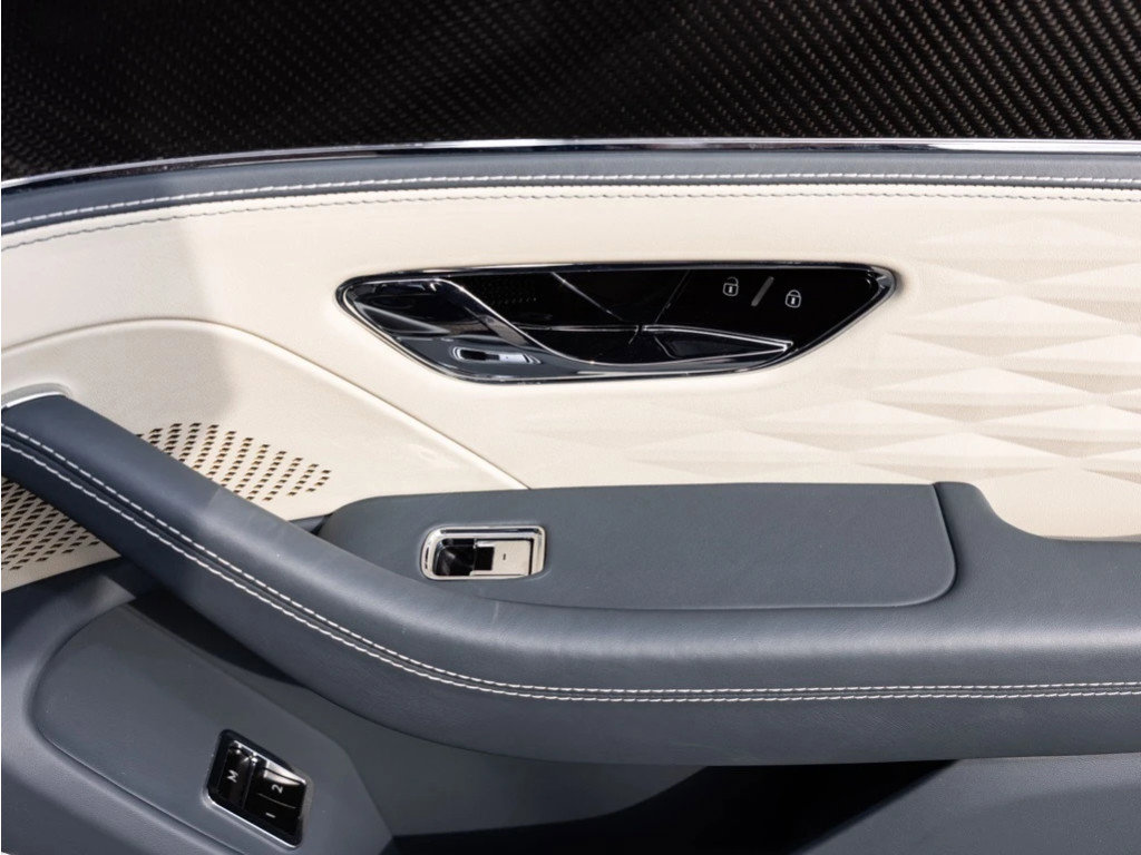 Certified 2022 Bentley Flying Spur W12 image 77