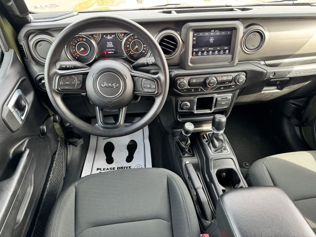 Used 2022 Jeep Wrangler Unlimited Sport AWD/4WD image 17