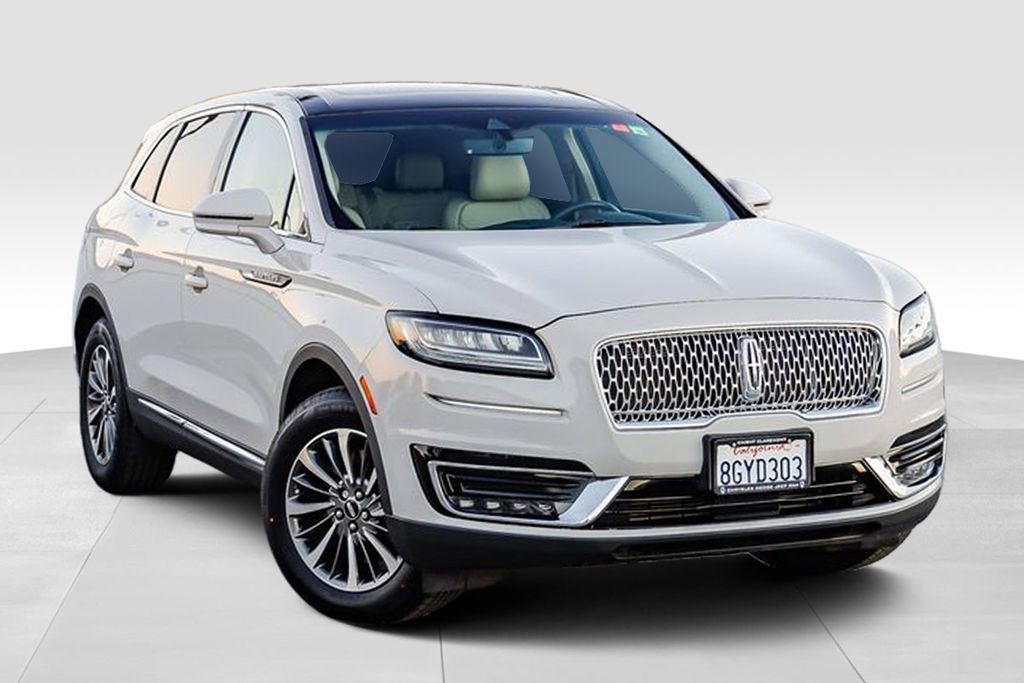 Used 2019 Lincoln Nautilus Select image 2