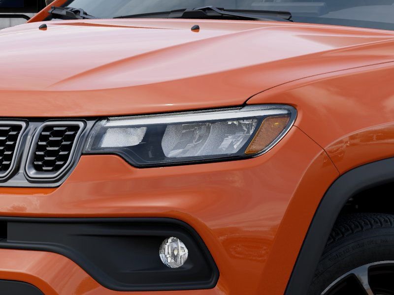 New 2026 Jeep Compass Latitude AWD/4WD image 11
