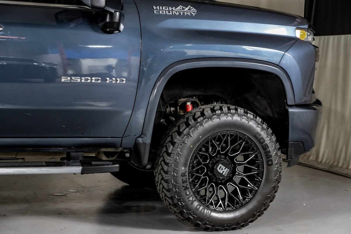 Used 2020 Chevrolet Silverado 2500 High Country w/ Technology Package AWD/4WD image 8