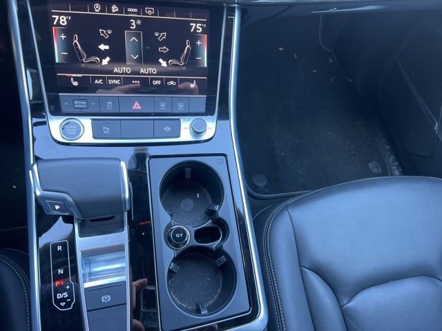 Used 2025 Audi Q7 3.0T Premium Plus image 15