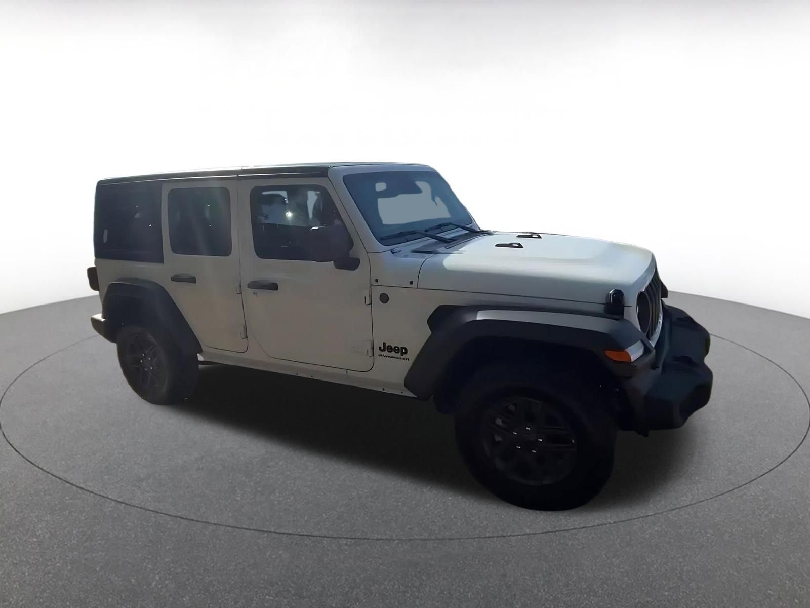 Used 2025 Jeep Wrangler Unlimited Sport AWD/4WD image 2