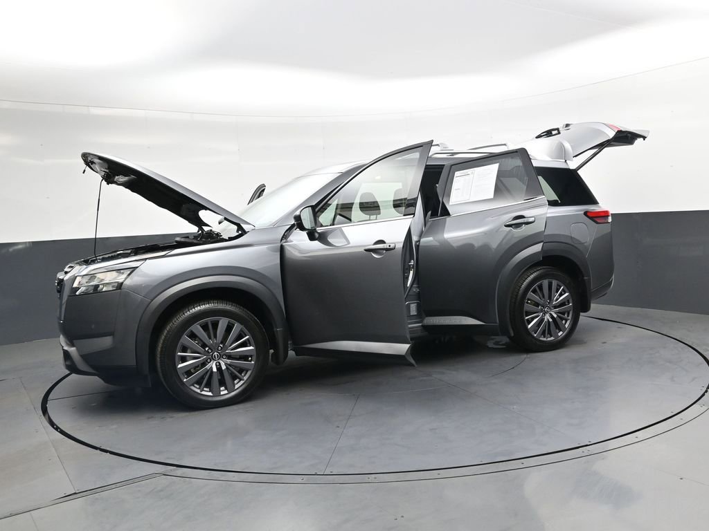 Used 2024 Nissan Pathfinder SL w/ SL Premium Package image 49
