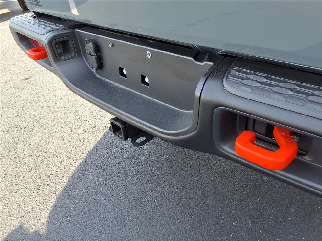 Used 2025 Jeep Gladiator Mojave w/ Steel Bumper Group image 27
