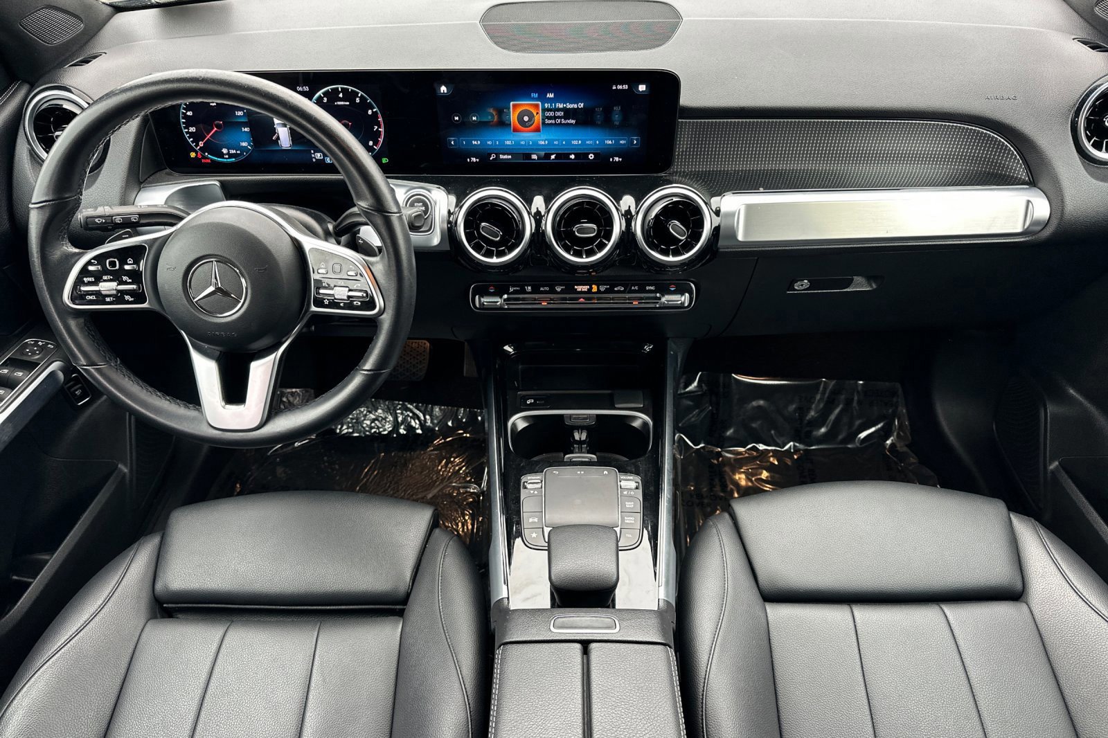 Used 2023 Mercedes-Benz GLB 250 4MATIC image 13