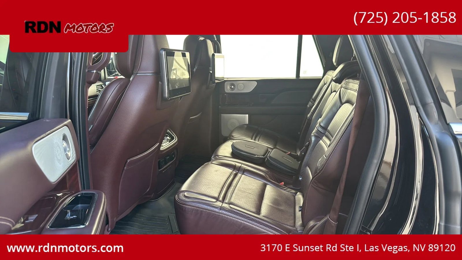 Used 2020 Lincoln Navigator L Black Label w/ Cargo Convenience Package AWD/4WD image 10