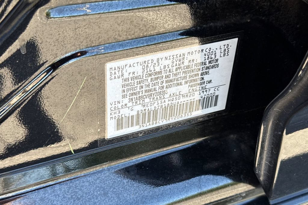 Used 2024 Nissan Sentra SV FWD image 33