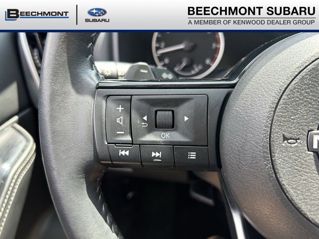 Used 2023 Nissan Rogue SL AWD/4WD image 18