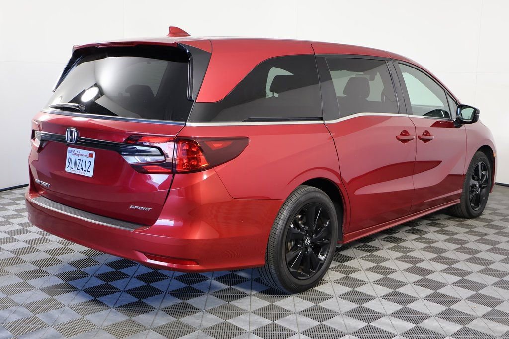 Used 2024 Honda Odyssey Sport image 4