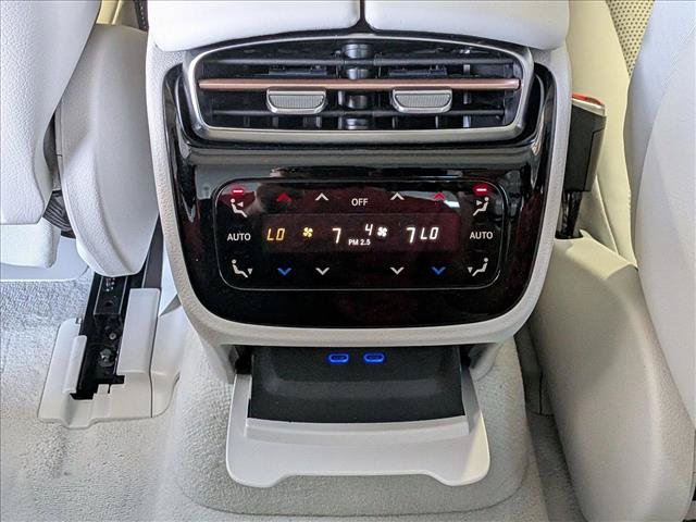 Certified 2022 Mercedes-Benz EQS 580 4MATIC Sedan image 18