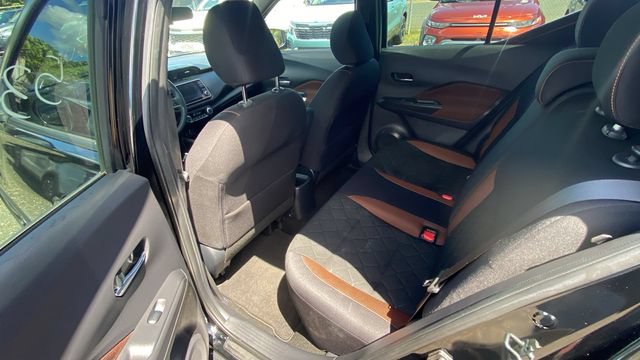 Used 2018 Nissan Kicks SR FWD image 15