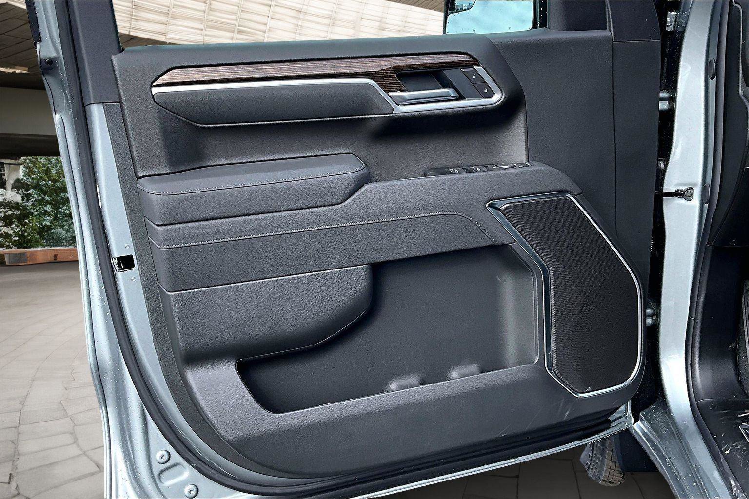 New 2026 GMC Sierra 1500 Elevation image 9
