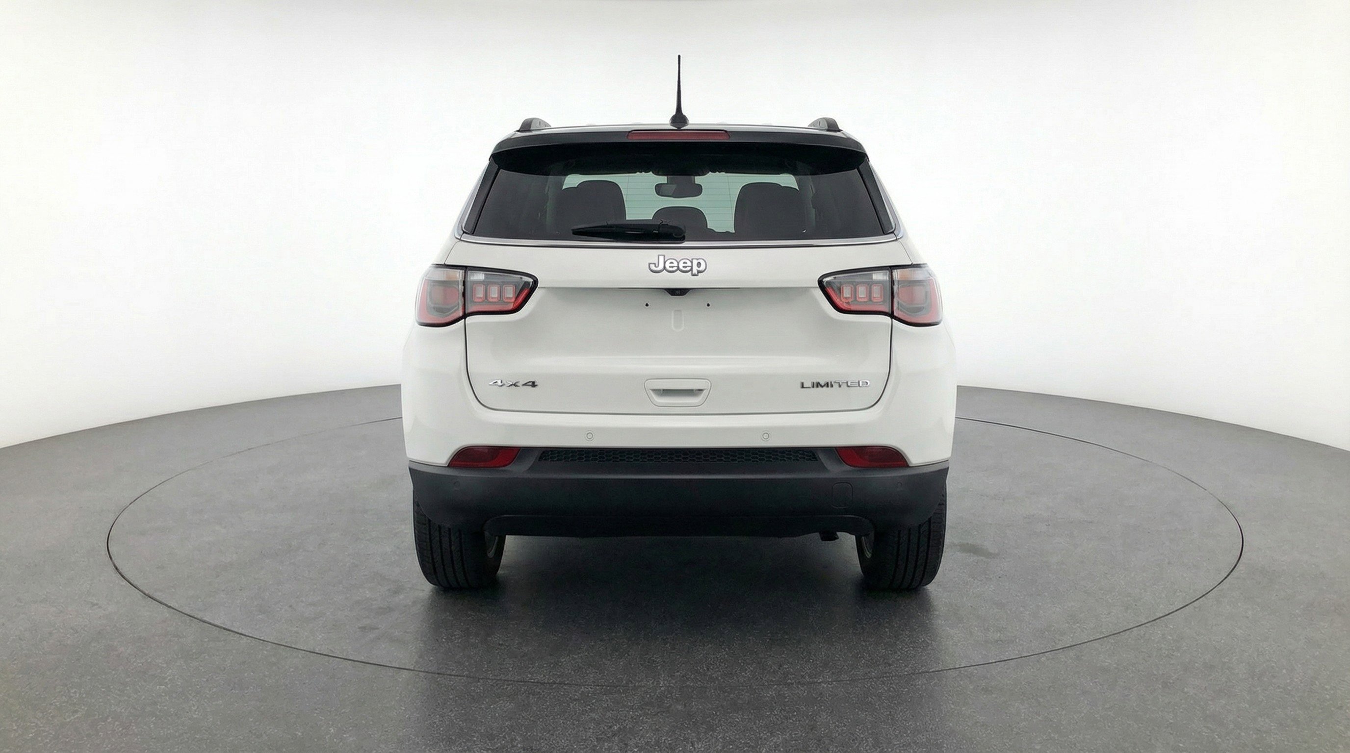 Used 2025 Jeep Compass Limited AWD/4WD image 7
